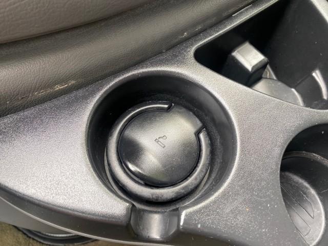 2008 Oxford White /Medium Flint Ford Econoline Wagon XLT 15 PASSENGERS E350 CLEAN (1FBSS31L78D) with an 5.4L EFI V8 Engine engine, Automatic transmission, located at 4701 North Dixie Hwy, Pompano Beach, FL, 33064, (954) 422-2889, 26.240938, -80.123474 - OUR WEBPAGE FLORIDACARS1.COM HAS OVER 100 PHOTOS AND FREE CARFAX LINK 2008 FORD E-SERIES E-350 SD XLT 15 PASSENGER VIN: 1FBSS31L78DA45023 1 F B S S 3 1 L 7 8 D A 4 5 0 2 3 VAN 5.4L V8 F SOHC 16V GASOLINE REAR WHEEL DRIVE Features ABS Brakes Air Conditioning AM/FM Stereo Automatic Transmission Barn D - Photo#62