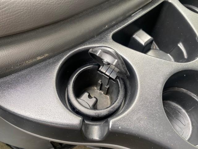 2008 Oxford White /Medium Flint Ford Econoline Wagon XLT 15 PASSENGERS E350 CLEAN (1FBSS31L78D) with an 5.4L EFI V8 Engine engine, Automatic transmission, located at 4701 North Dixie Hwy, Pompano Beach, FL, 33064, (954) 422-2889, 26.240938, -80.123474 - OUR WEBPAGE FLORIDACARS1.COM HAS OVER 100 PHOTOS AND FREE CARFAX LINK 2008 FORD E-SERIES E-350 SD XLT 15 PASSENGER VIN: 1FBSS31L78DA45023 1 F B S S 3 1 L 7 8 D A 4 5 0 2 3 VAN 5.4L V8 F SOHC 16V GASOLINE REAR WHEEL DRIVE Features ABS Brakes Air Conditioning AM/FM Stereo Automatic Transmission Barn D - Photo#63