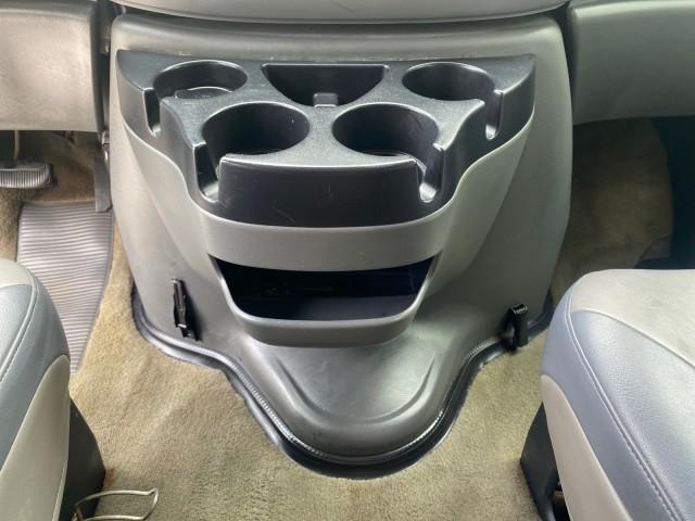 2008 Oxford White /Medium Flint Ford Econoline Wagon XLT 15 PASSENGERS E350 CLEAN (1FBSS31L78D) with an 5.4L EFI V8 Engine engine, Automatic transmission, located at 4701 North Dixie Hwy, Pompano Beach, FL, 33064, (954) 422-2889, 26.240938, -80.123474 - OUR WEBPAGE FLORIDACARS1.COM HAS OVER 100 PHOTOS AND FREE CARFAX LINK 2008 FORD E-SERIES E-350 SD XLT 15 PASSENGER VIN: 1FBSS31L78DA45023 1 F B S S 3 1 L 7 8 D A 4 5 0 2 3 VAN 5.4L V8 F SOHC 16V GASOLINE REAR WHEEL DRIVE Features ABS Brakes Air Conditioning AM/FM Stereo Automatic Transmission Barn D - Photo#73