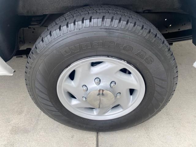 2008 Oxford White /Medium Flint Ford Econoline Wagon XLT 15 PASSENGERS E350 CLEAN (1FBSS31L78D) with an 5.4L EFI V8 Engine engine, Automatic transmission, located at 4701 North Dixie Hwy, Pompano Beach, FL, 33064, (954) 422-2889, 26.240938, -80.123474 - OUR WEBPAGE FLORIDACARS1.COM HAS OVER 100 PHOTOS AND FREE CARFAX LINK 2008 FORD E-SERIES E-350 SD XLT 15 PASSENGER VIN: 1FBSS31L78DA45023 1 F B S S 3 1 L 7 8 D A 4 5 0 2 3 VAN 5.4L V8 F SOHC 16V GASOLINE REAR WHEEL DRIVE Features ABS Brakes Air Conditioning AM/FM Stereo Automatic Transmission Barn D - Photo#97