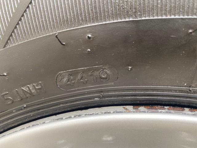 2008 Oxford White /Medium Flint Ford Econoline Wagon XLT 15 PASSENGERS E350 CLEAN (1FBSS31L78D) with an 5.4L EFI V8 Engine engine, Automatic transmission, located at 4701 North Dixie Hwy, Pompano Beach, FL, 33064, (954) 422-2889, 26.240938, -80.123474 - OUR WEBPAGE FLORIDACARS1.COM HAS OVER 100 PHOTOS AND FREE CARFAX LINK 2008 FORD E-SERIES E-350 SD XLT 15 PASSENGER VIN: 1FBSS31L78DA45023 1 F B S S 3 1 L 7 8 D A 4 5 0 2 3 VAN 5.4L V8 F SOHC 16V GASOLINE REAR WHEEL DRIVE Features ABS Brakes Air Conditioning AM/FM Stereo Automatic Transmission Barn D - Photo#99