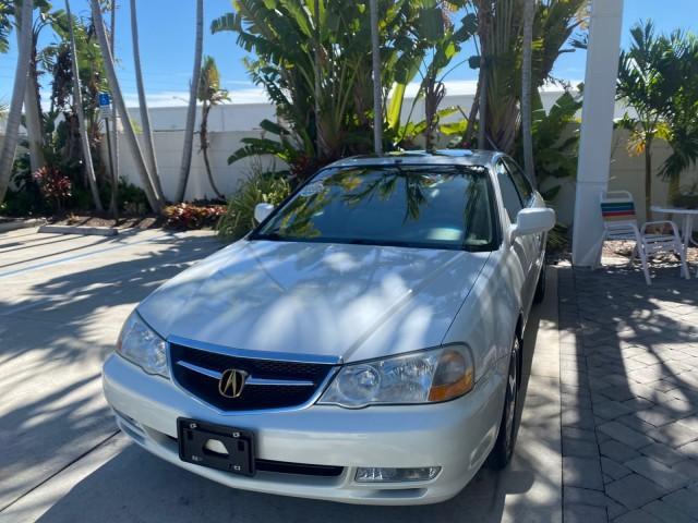 2003 White Diamond /Parchment Acura TL LOW MILES 54,758 1 OWNER FLORIDA (19UUA56673A) with an 3.2L SOHC PGM-FI 24-Valve V6 Engine engine, Automatic transmission, located at 4701 North Dixie Hwy, Pompano Beach, FL, 33064, (954) 422-2889, 26.240938, -80.123474 - OUR WEBPAGE FLORIDACARS1.COM HAS OVER 100 PHOTOS AND FREE CARFAX LINK 2003 ACURA TL 3.2 1 OWNER VIN: 19UUA56673A005753 1 9 U U A 5 6 6 7 3 A 0 0 5 7 5 3 SEDAN 4 DR 3.2L V6 F SOHC 24V GASOLINE 29 MPG FRONT WHEEL DRIVE Features ABS Brakes Air Conditioning Alloy Wheels AM/FM Stereo Automatic Transmissi - Photo#3