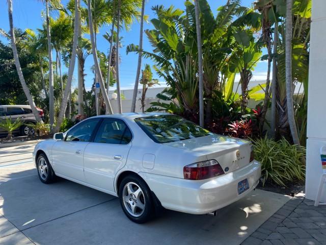 2003 White Diamond /Parchment Acura TL LOW MILES 54,758 1 OWNER FLORIDA (19UUA56673A) with an 3.2L SOHC PGM-FI 24-Valve V6 Engine engine, Automatic transmission, located at 4701 North Dixie Hwy, Pompano Beach, FL, 33064, (954) 422-2889, 26.240938, -80.123474 - OUR WEBPAGE FLORIDACARS1.COM HAS OVER 100 PHOTOS AND FREE CARFAX LINK 2003 ACURA TL 3.2 1 OWNER VIN: 19UUA56673A005753 1 9 U U A 5 6 6 7 3 A 0 0 5 7 5 3 SEDAN 4 DR 3.2L V6 F SOHC 24V GASOLINE 29 MPG FRONT WHEEL DRIVE Features ABS Brakes Air Conditioning Alloy Wheels AM/FM Stereo Automatic Transmissi - Photo#5