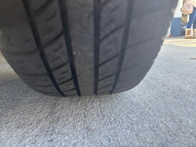 2003 White Diamond /Parchment Acura TL LOW MILES 54,758 1 OWNER FLORIDA (19UUA56673A) with an 3.2L SOHC PGM-FI 24-Valve V6 Engine engine, Automatic transmission, located at 4701 North Dixie Hwy, Pompano Beach, FL, 33064, (954) 422-2889, 26.240938, -80.123474 - OUR WEBPAGE FLORIDACARS1.COM HAS OVER 100 PHOTOS AND FREE CARFAX LINK 2003 ACURA TL 3.2 1 OWNER VIN: 19UUA56673A005753 1 9 U U A 5 6 6 7 3 A 0 0 5 7 5 3 SEDAN 4 DR 3.2L V6 F SOHC 24V GASOLINE 29 MPG FRONT WHEEL DRIVE Features ABS Brakes Air Conditioning Alloy Wheels AM/FM Stereo Automatic Transmissi - Photo#20