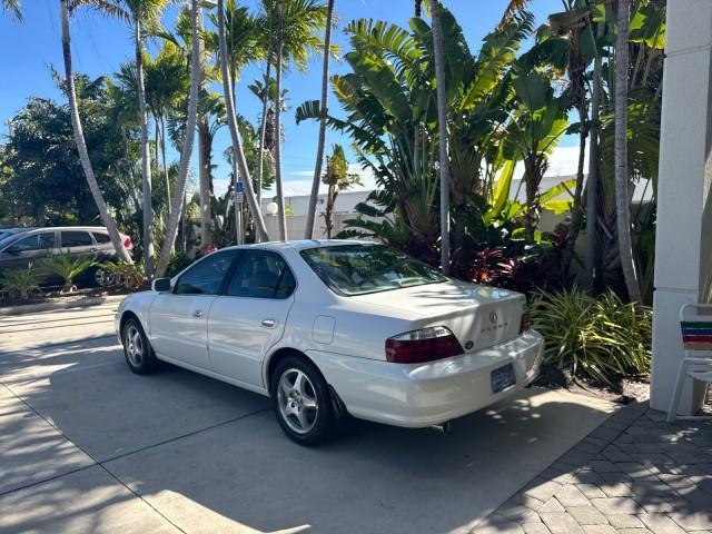 2003 White Diamond /Parchment Acura TL LOW MILES 54,758 1 OWNER FLORIDA (19UUA56673A) with an 3.2L SOHC PGM-FI 24-Valve V6 Engine engine, Automatic transmission, located at 4701 North Dixie Hwy, Pompano Beach, FL, 33064, (954) 422-2889, 26.240938, -80.123474 - OUR WEBPAGE FLORIDACARS1.COM HAS OVER 100 PHOTOS AND FREE CARFAX LINK 2003 ACURA TL 3.2 1 OWNER VIN: 19UUA56673A005753 1 9 U U A 5 6 6 7 3 A 0 0 5 7 5 3 SEDAN 4 DR 3.2L V6 F SOHC 24V GASOLINE 29 MPG FRONT WHEEL DRIVE Features ABS Brakes Air Conditioning Alloy Wheels AM/FM Stereo Automatic Transmissi - Photo#32