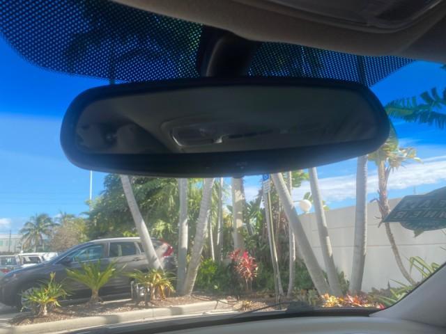 2003 White Diamond /Parchment Acura TL LOW MILES 54,758 1 OWNER FLORIDA (19UUA56673A) with an 3.2L SOHC PGM-FI 24-Valve V6 Engine engine, Automatic transmission, located at 4701 North Dixie Hwy, Pompano Beach, FL, 33064, (954) 422-2889, 26.240938, -80.123474 - OUR WEBPAGE FLORIDACARS1.COM HAS OVER 100 PHOTOS AND FREE CARFAX LINK 2003 ACURA TL 3.2 1 OWNER VIN: 19UUA56673A005753 1 9 U U A 5 6 6 7 3 A 0 0 5 7 5 3 SEDAN 4 DR 3.2L V6 F SOHC 24V GASOLINE 29 MPG FRONT WHEEL DRIVE Features ABS Brakes Air Conditioning Alloy Wheels AM/FM Stereo Automatic Transmissi - Photo#68