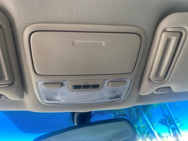 2003 White Diamond /Parchment Acura TL LOW MILES 54,758 1 OWNER FLORIDA (19UUA56673A) with an 3.2L SOHC PGM-FI 24-Valve V6 Engine engine, Automatic transmission, located at 4701 North Dixie Hwy, Pompano Beach, FL, 33064, (954) 422-2889, 26.240938, -80.123474 - OUR WEBPAGE FLORIDACARS1.COM HAS OVER 100 PHOTOS AND FREE CARFAX LINK 2003 ACURA TL 3.2 1 OWNER VIN: 19UUA56673A005753 1 9 U U A 5 6 6 7 3 A 0 0 5 7 5 3 SEDAN 4 DR 3.2L V6 F SOHC 24V GASOLINE 29 MPG FRONT WHEEL DRIVE Features ABS Brakes Air Conditioning Alloy Wheels AM/FM Stereo Automatic Transmissi - Photo#69