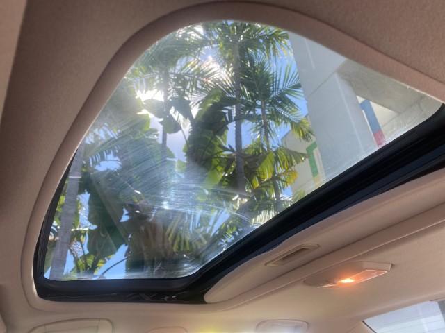 2003 White Diamond /Parchment Acura TL LOW MILES 54,758 1 OWNER FLORIDA (19UUA56673A) with an 3.2L SOHC PGM-FI 24-Valve V6 Engine engine, Automatic transmission, located at 4701 North Dixie Hwy, Pompano Beach, FL, 33064, (954) 422-2889, 26.240938, -80.123474 - OUR WEBPAGE FLORIDACARS1.COM HAS OVER 100 PHOTOS AND FREE CARFAX LINK 2003 ACURA TL 3.2 1 OWNER VIN: 19UUA56673A005753 1 9 U U A 5 6 6 7 3 A 0 0 5 7 5 3 SEDAN 4 DR 3.2L V6 F SOHC 24V GASOLINE 29 MPG FRONT WHEEL DRIVE Features ABS Brakes Air Conditioning Alloy Wheels AM/FM Stereo Automatic Transmissi - Photo#74