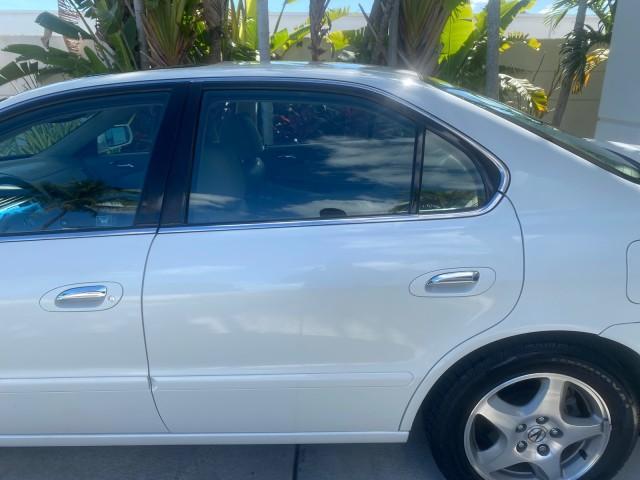 2003 White Diamond /Parchment Acura TL LOW MILES 54,758 1 OWNER FLORIDA (19UUA56673A) with an 3.2L SOHC PGM-FI 24-Valve V6 Engine engine, Automatic transmission, located at 4701 North Dixie Hwy, Pompano Beach, FL, 33064, (954) 422-2889, 26.240938, -80.123474 - OUR WEBPAGE FLORIDACARS1.COM HAS OVER 100 PHOTOS AND FREE CARFAX LINK 2003 ACURA TL 3.2 1 OWNER VIN: 19UUA56673A005753 1 9 U U A 5 6 6 7 3 A 0 0 5 7 5 3 SEDAN 4 DR 3.2L V6 F SOHC 24V GASOLINE 29 MPG FRONT WHEEL DRIVE Features ABS Brakes Air Conditioning Alloy Wheels AM/FM Stereo Automatic Transmissi - Photo#78