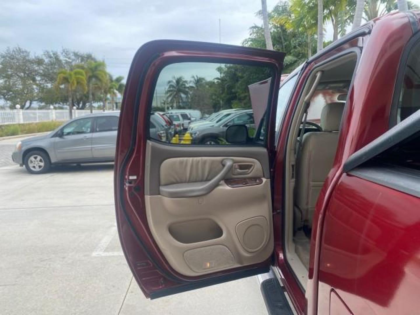 2006 Salsa Red Pearl /Taupe Toyota Tundra SR5 4 DR CREW LOW MILES 93,838 (5TBET34156S) with an 4.7L DOHC SEFI 32-Valve i-Force V8 Engine engine, Automatic transmission, located at 4701 North Dixie Hwy, Pompano Beach, FL, 33064, (954) 422-2889, 26.240938, -80.123474 - OUR WEBPAGE FLORIDACARS1.COM HAS OVER 100 PHOTOS AND FREE CARFAX LINK 2006 TOYOTA TUNDRA SR5 X-SP RACING APPERANCE PCKG - VERY HARD TO FIND IN LEATHER VIN: 5TBET34156S560824 5 T B E T 3 4 1 5 6 S 5 6 0 8 2 4 4 DOOR EXTENDED CAB PICKUP 4.7L V8 F DOHC 32V GASOLINE 19 MPG REAR WHEEL DRIVE Features 20 I - Photo#13