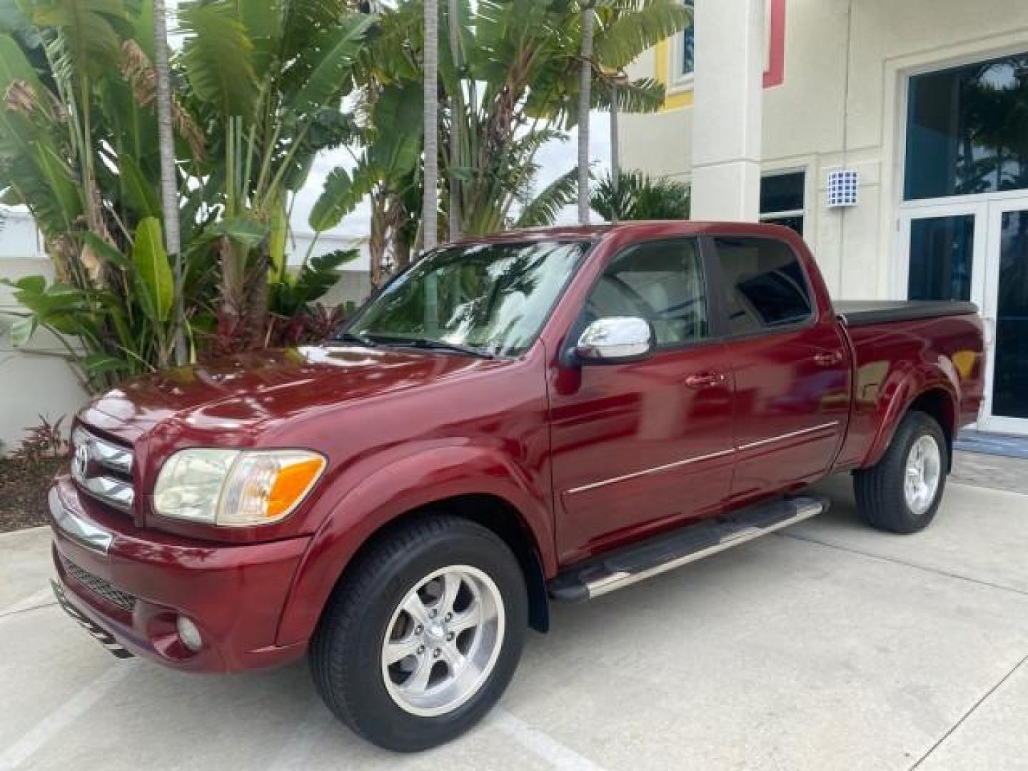 2006 Salsa Red Pearl /Taupe Toyota Tundra SR5 4 DR CREW LOW MILES 93,838 (5TBET34156S) with an 4.7L DOHC SEFI 32-Valve i-Force V8 Engine engine, Automatic transmission, located at 4701 North Dixie Hwy, Pompano Beach, FL, 33064, (954) 422-2889, 26.240938, -80.123474 - OUR WEBPAGE FLORIDACARS1.COM HAS OVER 100 PHOTOS AND FREE CARFAX LINK 2006 TOYOTA TUNDRA SR5 X-SP RACING APPERANCE PCKG - VERY HARD TO FIND IN LEATHER VIN: 5TBET34156S560824 5 T B E T 3 4 1 5 6 S 5 6 0 8 2 4 4 DOOR EXTENDED CAB PICKUP 4.7L V8 F DOHC 32V GASOLINE 19 MPG REAR WHEEL DRIVE Features 20 I - Photo#29