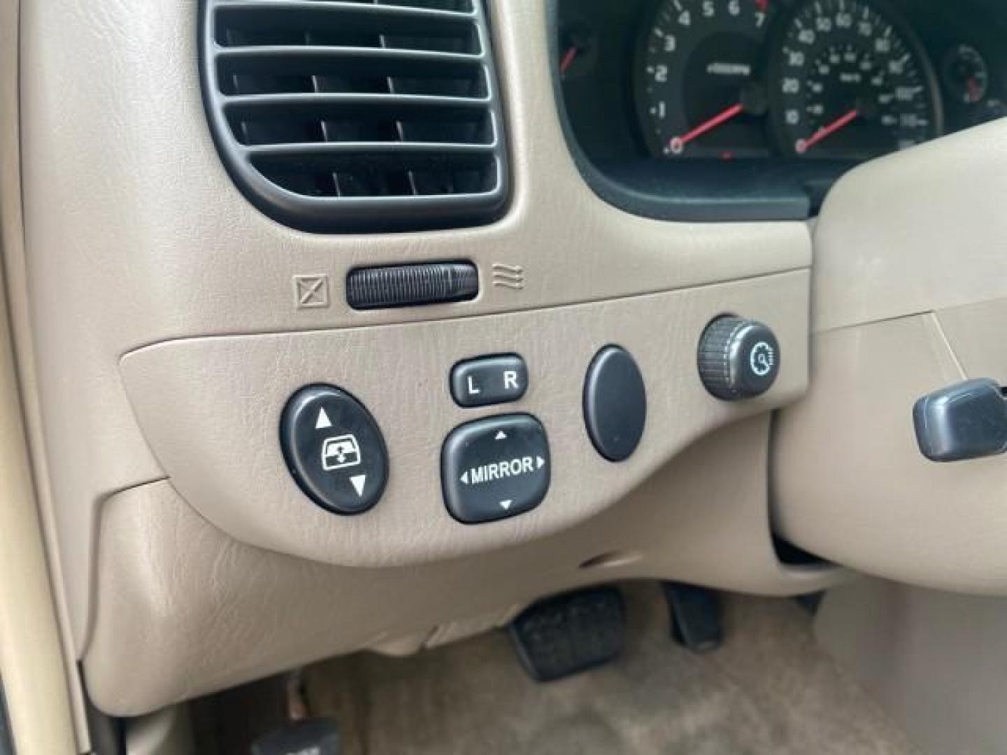 2006 Salsa Red Pearl /Taupe Toyota Tundra SR5 4 DR CREW LOW MILES 93,838 (5TBET34156S) with an 4.7L DOHC SEFI 32-Valve i-Force V8 Engine engine, Automatic transmission, located at 4701 North Dixie Hwy, Pompano Beach, FL, 33064, (954) 422-2889, 26.240938, -80.123474 - OUR WEBPAGE FLORIDACARS1.COM HAS OVER 100 PHOTOS AND FREE CARFAX LINK 2006 TOYOTA TUNDRA SR5 X-SP RACING APPERANCE PCKG - VERY HARD TO FIND IN LEATHER VIN: 5TBET34156S560824 5 T B E T 3 4 1 5 6 S 5 6 0 8 2 4 4 DOOR EXTENDED CAB PICKUP 4.7L V8 F DOHC 32V GASOLINE 19 MPG REAR WHEEL DRIVE Features 20 I - Photo#52