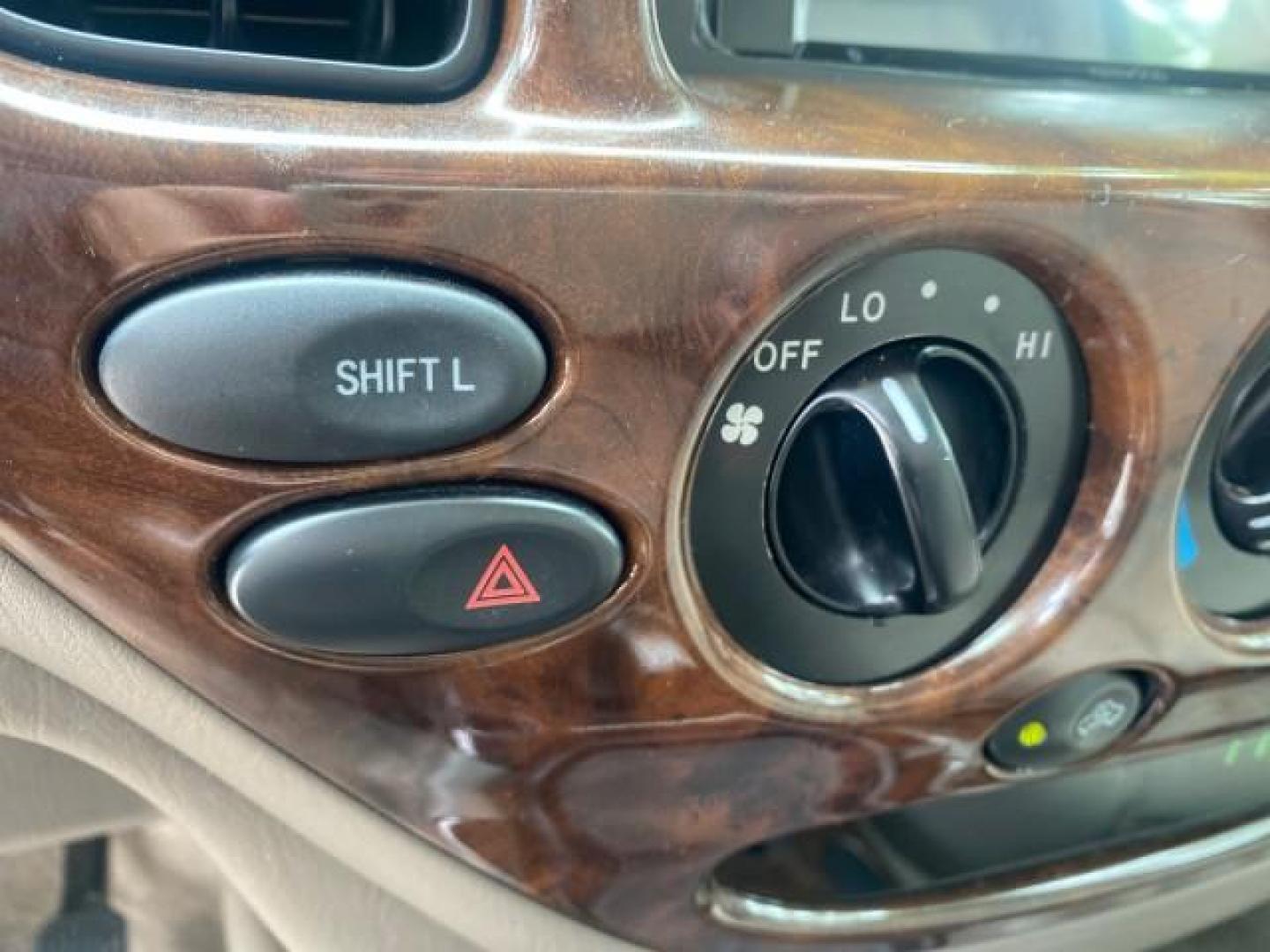 2006 Salsa Red Pearl /Taupe Toyota Tundra SR5 4 DR CREW LOW MILES 93,838 (5TBET34156S) with an 4.7L DOHC SEFI 32-Valve i-Force V8 Engine engine, Automatic transmission, located at 4701 North Dixie Hwy, Pompano Beach, FL, 33064, (954) 422-2889, 26.240938, -80.123474 - OUR WEBPAGE FLORIDACARS1.COM HAS OVER 100 PHOTOS AND FREE CARFAX LINK 2006 TOYOTA TUNDRA SR5 X-SP RACING APPERANCE PCKG - VERY HARD TO FIND IN LEATHER VIN: 5TBET34156S560824 5 T B E T 3 4 1 5 6 S 5 6 0 8 2 4 4 DOOR EXTENDED CAB PICKUP 4.7L V8 F DOHC 32V GASOLINE 19 MPG REAR WHEEL DRIVE Features 20 I - Photo#58