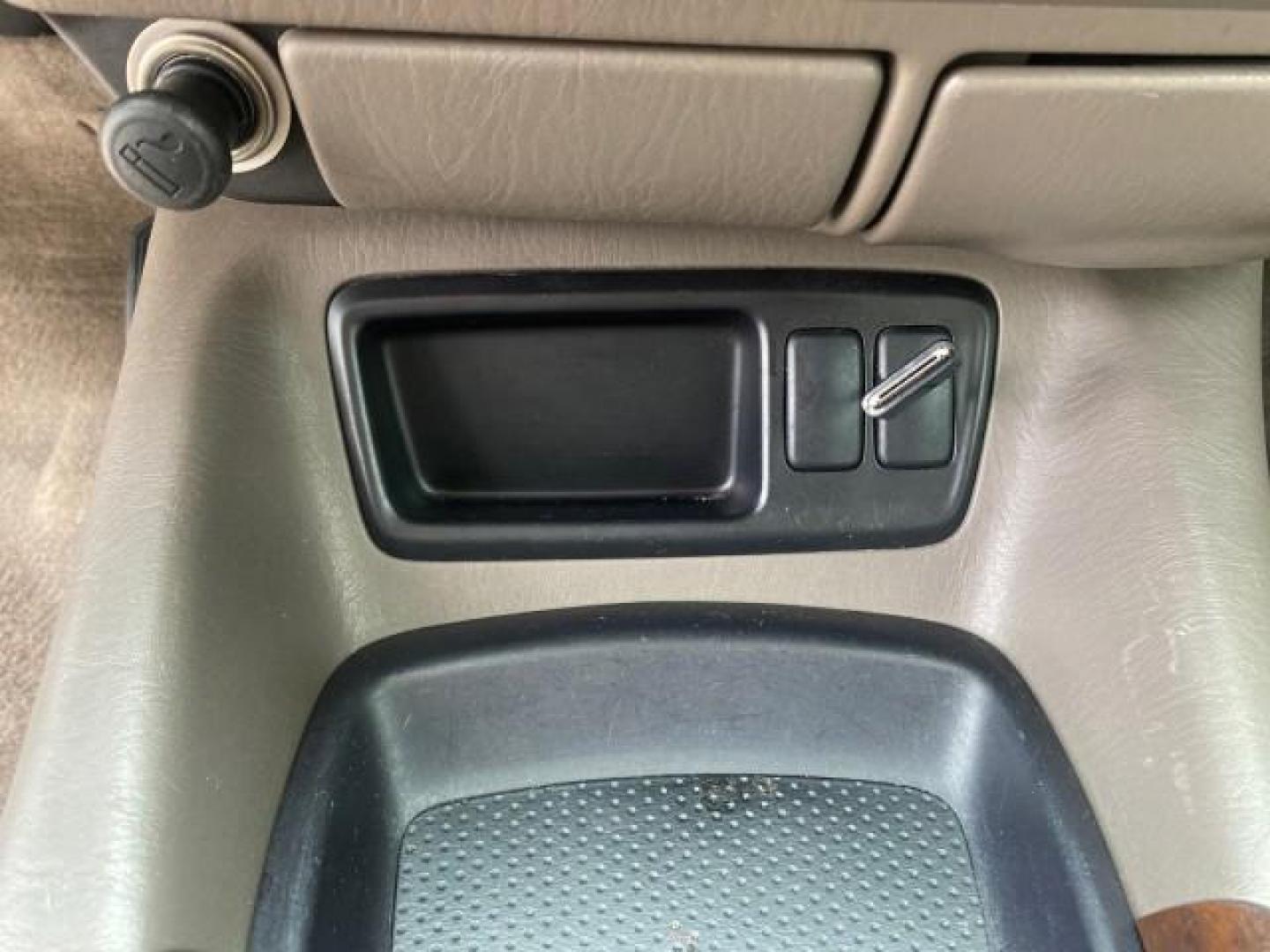 2006 Salsa Red Pearl /Taupe Toyota Tundra SR5 4 DR CREW LOW MILES 93,838 (5TBET34156S) with an 4.7L DOHC SEFI 32-Valve i-Force V8 Engine engine, Automatic transmission, located at 4701 North Dixie Hwy, Pompano Beach, FL, 33064, (954) 422-2889, 26.240938, -80.123474 - OUR WEBPAGE FLORIDACARS1.COM HAS OVER 100 PHOTOS AND FREE CARFAX LINK 2006 TOYOTA TUNDRA SR5 X-SP RACING APPERANCE PCKG - VERY HARD TO FIND IN LEATHER VIN: 5TBET34156S560824 5 T B E T 3 4 1 5 6 S 5 6 0 8 2 4 4 DOOR EXTENDED CAB PICKUP 4.7L V8 F DOHC 32V GASOLINE 19 MPG REAR WHEEL DRIVE Features 20 I - Photo#62