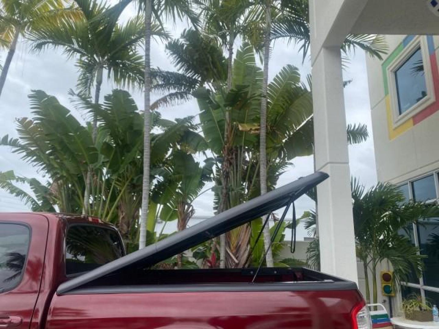 2006 Salsa Red Pearl /Taupe Toyota Tundra SR5 4 DR CREW LOW MILES 93,838 (5TBET34156S) with an 4.7L DOHC SEFI 32-Valve i-Force V8 Engine engine, Automatic transmission, located at 4701 North Dixie Hwy, Pompano Beach, FL, 33064, (954) 422-2889, 26.240938, -80.123474 - OUR WEBPAGE FLORIDACARS1.COM HAS OVER 100 PHOTOS AND FREE CARFAX LINK 2006 TOYOTA TUNDRA SR5 X-SP RACING APPERANCE PCKG - VERY HARD TO FIND IN LEATHER VIN: 5TBET34156S560824 5 T B E T 3 4 1 5 6 S 5 6 0 8 2 4 4 DOOR EXTENDED CAB PICKUP 4.7L V8 F DOHC 32V GASOLINE 19 MPG REAR WHEEL DRIVE Features 20 I - Photo#99