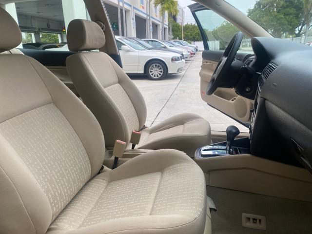 2002 Indigo Blue Pearl /Beige Volkswagen Golf GL LOW MILES 39,298 1 OWNER (9BWBB61J824) with an 2.0L SOHC SMPI I4 Engine engine, Automatic transmission, located at 4701 North Dixie Hwy, Pompano Beach, FL, 33064, (954) 422-2889, 26.240938, -80.123474 - OUR WEBPAGE FLORIDACARS1.COM HAS OVER 100 PHOTOS AND FREE CARFAX LINK 2002 VOLKSWAGEN GOLF GL 1 OWNER HATCHBACK VIN: 9BWBB61J824068531 9 B W B B 6 1 J 8 2 4 0 6 8 5 3 1 HATCHBACK 2 DR 2.0L I4 F SOHC 8V GASOLINE 31 MPG FRONT WHEEL DRIVE Features ABS Brakes Air Conditioning AM/FM Stereo Automatic Tran - Photo#12