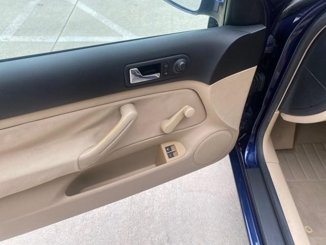 2002 Indigo Blue Pearl /Beige Volkswagen Golf GL LOW MILES 39,298 1 OWNER (9BWBB61J824) with an 2.0L SOHC SMPI I4 Engine engine, Automatic transmission, located at 4701 North Dixie Hwy, Pompano Beach, FL, 33064, (954) 422-2889, 26.240938, -80.123474 - OUR WEBPAGE FLORIDACARS1.COM HAS OVER 100 PHOTOS AND FREE CARFAX LINK 2002 VOLKSWAGEN GOLF GL 1 OWNER HATCHBACK VIN: 9BWBB61J824068531 9 B W B B 6 1 J 8 2 4 0 6 8 5 3 1 HATCHBACK 2 DR 2.0L I4 F SOHC 8V GASOLINE 31 MPG FRONT WHEEL DRIVE Features ABS Brakes Air Conditioning AM/FM Stereo Automatic Tran - Photo#40