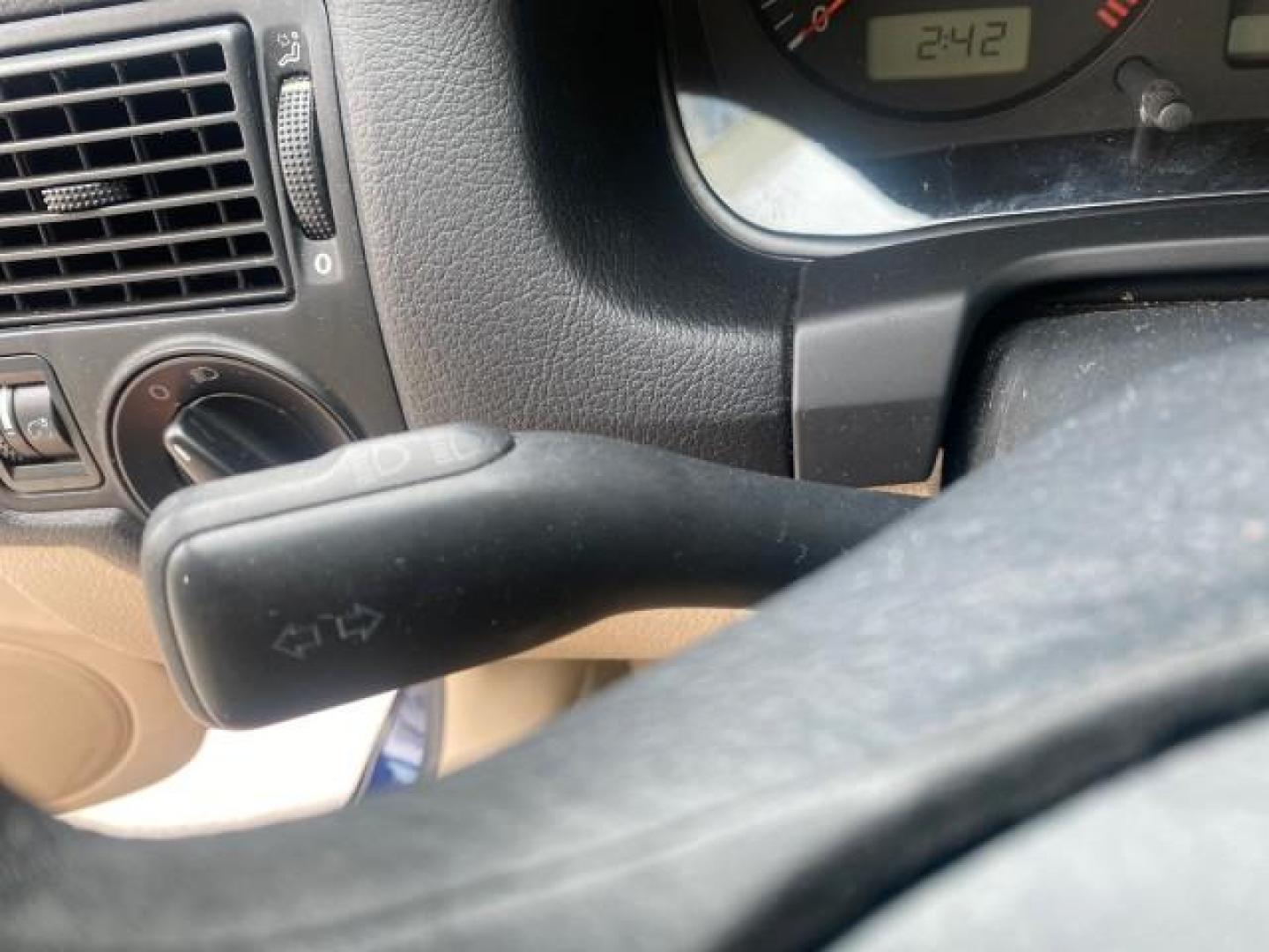 2002 Indigo Blue Pearl /Beige Volkswagen Golf GL LOW MILES 39,298 1 OWNER (9BWBB61J824) with an 2.0L SOHC SMPI I4 Engine engine, Automatic transmission, located at 4701 North Dixie Hwy, Pompano Beach, FL, 33064, (954) 422-2889, 26.240938, -80.123474 - OUR WEBPAGE FLORIDACARS1.COM HAS OVER 100 PHOTOS AND FREE CARFAX LINK 2002 VOLKSWAGEN GOLF GL 1 OWNER HATCHBACK VIN: 9BWBB61J824068531 9 B W B B 6 1 J 8 2 4 0 6 8 5 3 1 HATCHBACK 2 DR 2.0L I4 F SOHC 8V GASOLINE 31 MPG FRONT WHEEL DRIVE Features ABS Brakes Air Conditioning AM/FM Stereo Automatic Tran - Photo#49