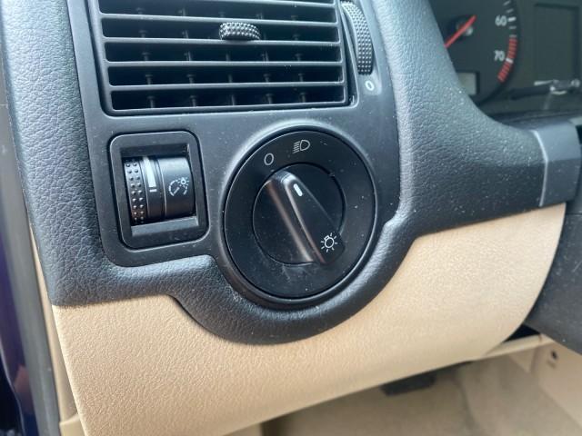 2002 Indigo Blue Pearl /Beige Volkswagen Golf GL LOW MILES 39,298 1 OWNER (9BWBB61J824) with an 2.0L SOHC SMPI I4 Engine engine, Automatic transmission, located at 4701 North Dixie Hwy, Pompano Beach, FL, 33064, (954) 422-2889, 26.240938, -80.123474 - OUR WEBPAGE FLORIDACARS1.COM HAS OVER 100 PHOTOS AND FREE CARFAX LINK 2002 VOLKSWAGEN GOLF GL 1 OWNER HATCHBACK VIN: 9BWBB61J824068531 9 B W B B 6 1 J 8 2 4 0 6 8 5 3 1 HATCHBACK 2 DR 2.0L I4 F SOHC 8V GASOLINE 31 MPG FRONT WHEEL DRIVE Features ABS Brakes Air Conditioning AM/FM Stereo Automatic Tran - Photo#50