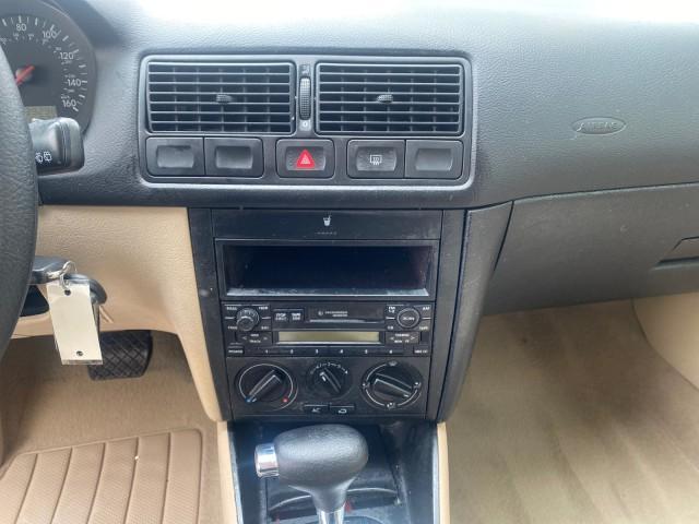 2002 Indigo Blue Pearl /Beige Volkswagen Golf GL LOW MILES 39,298 1 OWNER (9BWBB61J824) with an 2.0L SOHC SMPI I4 Engine engine, Automatic transmission, located at 4701 North Dixie Hwy, Pompano Beach, FL, 33064, (954) 422-2889, 26.240938, -80.123474 - OUR WEBPAGE FLORIDACARS1.COM HAS OVER 100 PHOTOS AND FREE CARFAX LINK 2002 VOLKSWAGEN GOLF GL 1 OWNER HATCHBACK VIN: 9BWBB61J824068531 9 B W B B 6 1 J 8 2 4 0 6 8 5 3 1 HATCHBACK 2 DR 2.0L I4 F SOHC 8V GASOLINE 31 MPG FRONT WHEEL DRIVE Features ABS Brakes Air Conditioning AM/FM Stereo Automatic Tran - Photo#53