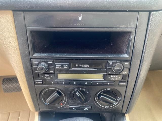 2002 Indigo Blue Pearl /Beige Volkswagen Golf GL LOW MILES 39,298 1 OWNER (9BWBB61J824) with an 2.0L SOHC SMPI I4 Engine engine, Automatic transmission, located at 4701 North Dixie Hwy, Pompano Beach, FL, 33064, (954) 422-2889, 26.240938, -80.123474 - OUR WEBPAGE FLORIDACARS1.COM HAS OVER 100 PHOTOS AND FREE CARFAX LINK 2002 VOLKSWAGEN GOLF GL 1 OWNER HATCHBACK VIN: 9BWBB61J824068531 9 B W B B 6 1 J 8 2 4 0 6 8 5 3 1 HATCHBACK 2 DR 2.0L I4 F SOHC 8V GASOLINE 31 MPG FRONT WHEEL DRIVE Features ABS Brakes Air Conditioning AM/FM Stereo Automatic Tran - Photo#55