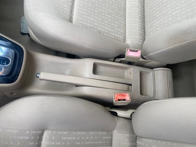 2002 Indigo Blue Pearl /Beige Volkswagen Golf GL LOW MILES 39,298 1 OWNER (9BWBB61J824) with an 2.0L SOHC SMPI I4 Engine engine, Automatic transmission, located at 4701 North Dixie Hwy, Pompano Beach, FL, 33064, (954) 422-2889, 26.240938, -80.123474 - OUR WEBPAGE FLORIDACARS1.COM HAS OVER 100 PHOTOS AND FREE CARFAX LINK 2002 VOLKSWAGEN GOLF GL 1 OWNER HATCHBACK VIN: 9BWBB61J824068531 9 B W B B 6 1 J 8 2 4 0 6 8 5 3 1 HATCHBACK 2 DR 2.0L I4 F SOHC 8V GASOLINE 31 MPG FRONT WHEEL DRIVE Features ABS Brakes Air Conditioning AM/FM Stereo Automatic Tran - Photo#58