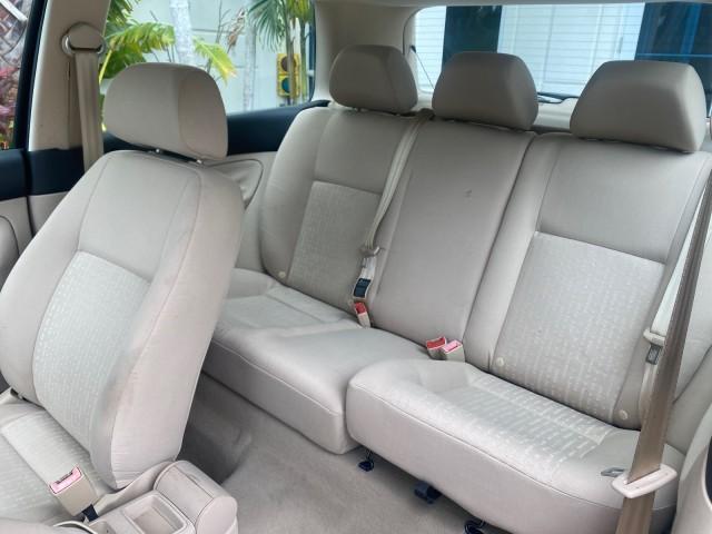 2002 Indigo Blue Pearl /Beige Volkswagen Golf GL LOW MILES 39,298 1 OWNER (9BWBB61J824) with an 2.0L SOHC SMPI I4 Engine engine, Automatic transmission, located at 4701 North Dixie Hwy, Pompano Beach, FL, 33064, (954) 422-2889, 26.240938, -80.123474 - OUR WEBPAGE FLORIDACARS1.COM HAS OVER 100 PHOTOS AND FREE CARFAX LINK 2002 VOLKSWAGEN GOLF GL 1 OWNER HATCHBACK VIN: 9BWBB61J824068531 9 B W B B 6 1 J 8 2 4 0 6 8 5 3 1 HATCHBACK 2 DR 2.0L I4 F SOHC 8V GASOLINE 31 MPG FRONT WHEEL DRIVE Features ABS Brakes Air Conditioning AM/FM Stereo Automatic Tran - Photo#70