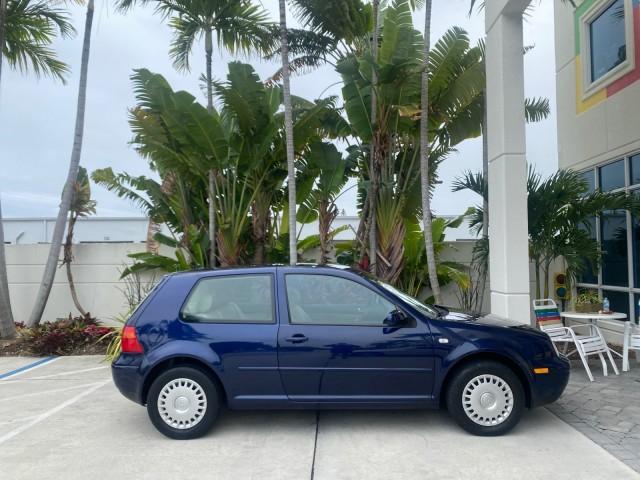 2002 Indigo Blue Pearl /Beige Volkswagen Golf GL LOW MILES 39,298 1 OWNER (9BWBB61J824) with an 2.0L SOHC SMPI I4 Engine engine, Automatic transmission, located at 4701 North Dixie Hwy, Pompano Beach, FL, 33064, (954) 422-2889, 26.240938, -80.123474 - OUR WEBPAGE FLORIDACARS1.COM HAS OVER 100 PHOTOS AND FREE CARFAX LINK 2002 VOLKSWAGEN GOLF GL 1 OWNER HATCHBACK VIN: 9BWBB61J824068531 9 B W B B 6 1 J 8 2 4 0 6 8 5 3 1 HATCHBACK 2 DR 2.0L I4 F SOHC 8V GASOLINE 31 MPG FRONT WHEEL DRIVE Features ABS Brakes Air Conditioning AM/FM Stereo Automatic Tran - Photo#89