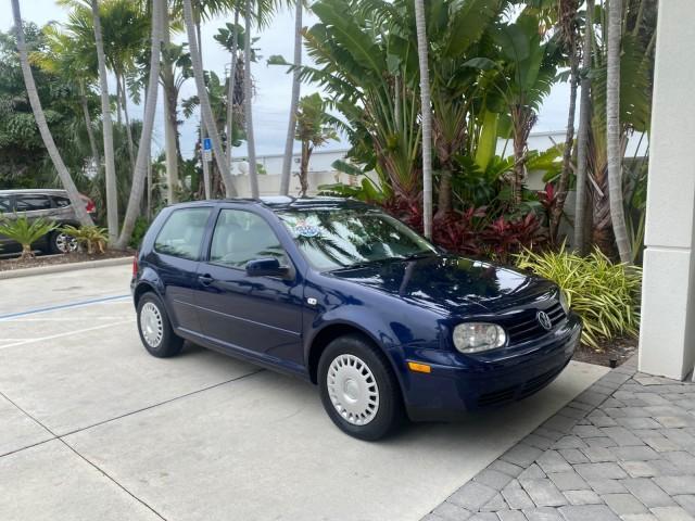 2002 Indigo Blue Pearl /Beige Volkswagen Golf GL LOW MILES 39,298 1 OWNER (9BWBB61J824) with an 2.0L SOHC SMPI I4 Engine engine, Automatic transmission, located at 4701 North Dixie Hwy, Pompano Beach, FL, 33064, (954) 422-2889, 26.240938, -80.123474 - OUR WEBPAGE FLORIDACARS1.COM HAS OVER 100 PHOTOS AND FREE CARFAX LINK 2002 VOLKSWAGEN GOLF GL 1 OWNER HATCHBACK VIN: 9BWBB61J824068531 9 B W B B 6 1 J 8 2 4 0 6 8 5 3 1 HATCHBACK 2 DR 2.0L I4 F SOHC 8V GASOLINE 31 MPG FRONT WHEEL DRIVE Features ABS Brakes Air Conditioning AM/FM Stereo Automatic Tran - Photo#91