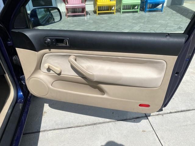 2002 Indigo Blue Pearl /Beige Volkswagen Golf GL LOW MILES 39,298 1 OWNER (9BWBB61J824) with an 2.0L SOHC SMPI I4 Engine engine, Automatic transmission, located at 4701 North Dixie Hwy, Pompano Beach, FL, 33064, (954) 422-2889, 26.240938, -80.123474 - OUR WEBPAGE FLORIDACARS1.COM HAS OVER 100 PHOTOS AND FREE CARFAX LINK 2002 VOLKSWAGEN GOLF GL 1 OWNER HATCHBACK VIN: 9BWBB61J824068531 9 B W B B 6 1 J 8 2 4 0 6 8 5 3 1 HATCHBACK 2 DR 2.0L I4 F SOHC 8V GASOLINE 31 MPG FRONT WHEEL DRIVE Features ABS Brakes Air Conditioning AM/FM Stereo Automatic Tran - Photo#98