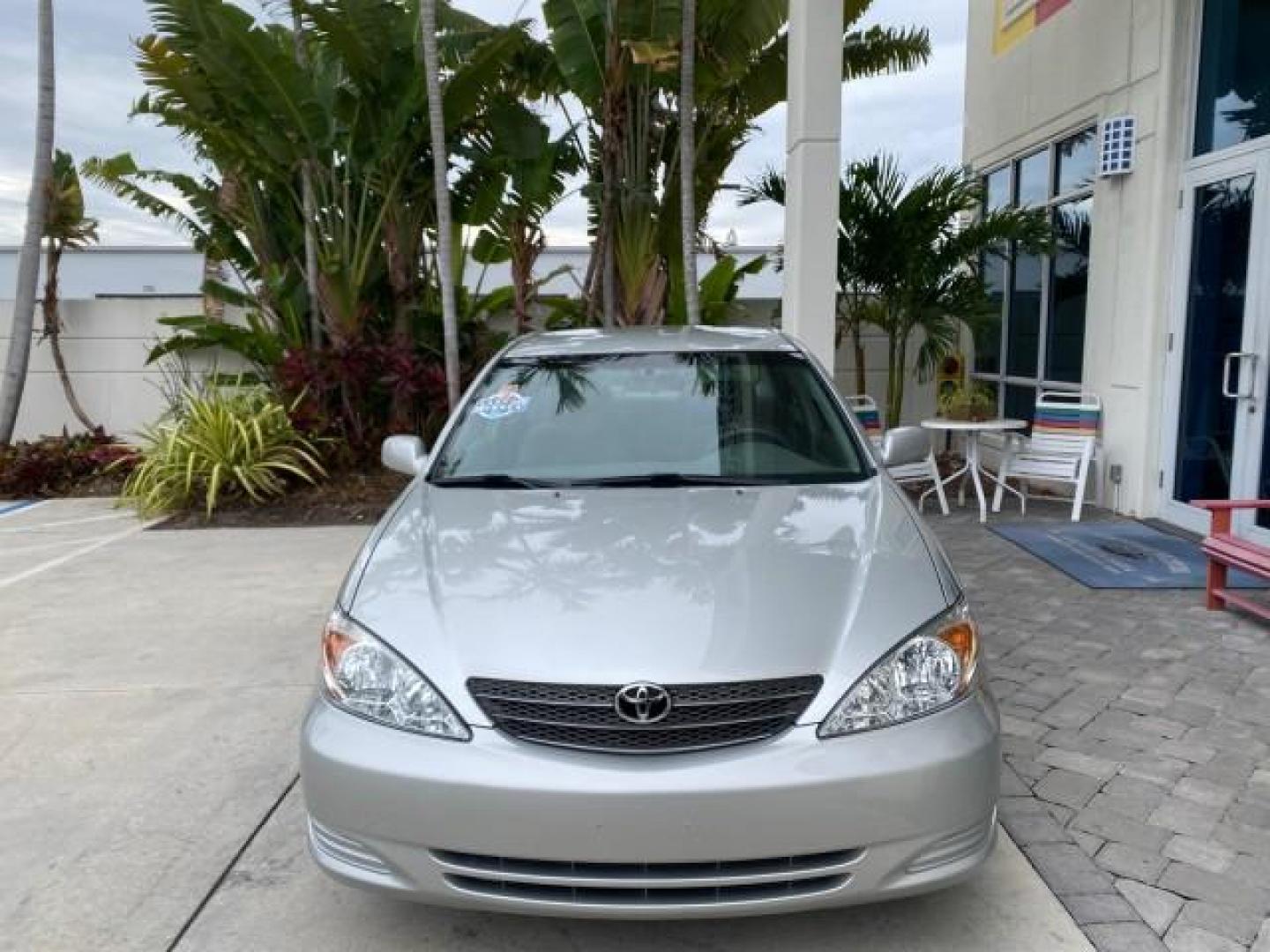 2002 Desert Sand Mica /Stone Toyota Camry LE 4CYL LOW MILES 43,045 1 OWNER (4T1BE32K72U) with an 2.4L Twin-Cam EFI 16-Valve 4-Cyl Engine engine, Automatic transmission, located at 4701 North Dixie Hwy, Pompano Beach, FL, 33064, (954) 422-2889, 26.240938, -80.123474 - OUR WEBPAGE FLORIDACARS1.COM HAS OVER 100 PHOTOS AND FREE CARFAX LINK 2002 TOYOTA CAMRY LE 1 OWNER NORTH CAROLINA RETIREE 40 SERVICES PAMPERED VIN: 4T1BE32K72U051836 4 T 1 B E 3 2 K 7 2 U 0 5 1 8 3 6 SEDAN 4 DR 2.4L I4 F DOHC 16V GASOLINE 32 MPG GREAT COMMUTER CAR VERY DEPENDABLE FRONT WHEEL DRIVE F - Photo#2