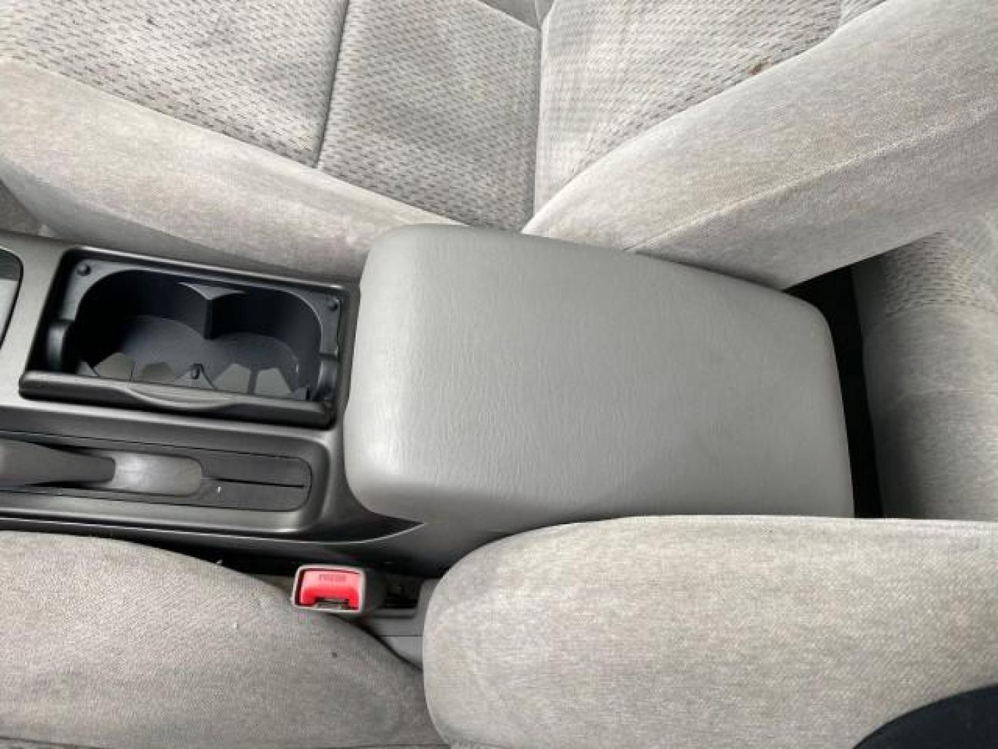 2002 Desert Sand Mica /Stone Toyota Camry LE 4CYL LOW MILES 43,045 1 OWNER (4T1BE32K72U) with an 2.4L Twin-Cam EFI 16-Valve 4-Cyl Engine engine, Automatic transmission, located at 4701 North Dixie Hwy, Pompano Beach, FL, 33064, (954) 422-2889, 26.240938, -80.123474 - OUR WEBPAGE FLORIDACARS1.COM HAS OVER 100 PHOTOS AND FREE CARFAX LINK 2002 TOYOTA CAMRY LE 1 OWNER NORTH CAROLINA RETIREE 40 SERVICES PAMPERED VIN: 4T1BE32K72U051836 4 T 1 B E 3 2 K 7 2 U 0 5 1 8 3 6 SEDAN 4 DR 2.4L I4 F DOHC 16V GASOLINE 32 MPG GREAT COMMUTER CAR VERY DEPENDABLE FRONT WHEEL DRIVE F - Photo#60