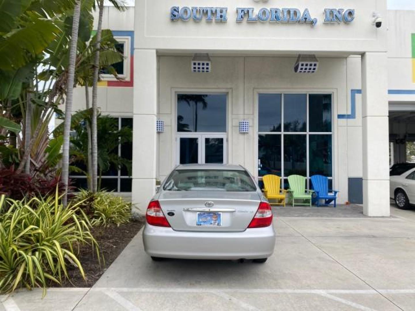 2002 Desert Sand Mica /Stone Toyota Camry LE 4CYL LOW MILES 43,045 1 OWNER (4T1BE32K72U) with an 2.4L Twin-Cam EFI 16-Valve 4-Cyl Engine engine, Automatic transmission, located at 4701 North Dixie Hwy, Pompano Beach, FL, 33064, (954) 422-2889, 26.240938, -80.123474 - OUR WEBPAGE FLORIDACARS1.COM HAS OVER 100 PHOTOS AND FREE CARFAX LINK 2002 TOYOTA CAMRY LE 1 OWNER NORTH CAROLINA RETIREE 40 SERVICES PAMPERED VIN: 4T1BE32K72U051836 4 T 1 B E 3 2 K 7 2 U 0 5 1 8 3 6 SEDAN 4 DR 2.4L I4 F DOHC 16V GASOLINE 32 MPG GREAT COMMUTER CAR VERY DEPENDABLE FRONT WHEEL DRIVE F - Photo#92