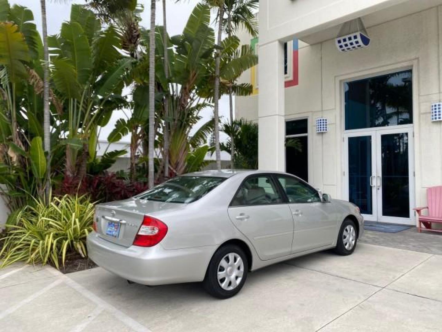 2002 Desert Sand Mica /Stone Toyota Camry LE 4CYL LOW MILES 43,045 1 OWNER (4T1BE32K72U) with an 2.4L Twin-Cam EFI 16-Valve 4-Cyl Engine engine, Automatic transmission, located at 4701 North Dixie Hwy, Pompano Beach, FL, 33064, (954) 422-2889, 26.240938, -80.123474 - OUR WEBPAGE FLORIDACARS1.COM HAS OVER 100 PHOTOS AND FREE CARFAX LINK 2002 TOYOTA CAMRY LE 1 OWNER NORTH CAROLINA RETIREE 40 SERVICES PAMPERED VIN: 4T1BE32K72U051836 4 T 1 B E 3 2 K 7 2 U 0 5 1 8 3 6 SEDAN 4 DR 2.4L I4 F DOHC 16V GASOLINE 32 MPG GREAT COMMUTER CAR VERY DEPENDABLE FRONT WHEEL DRIVE F - Photo#94