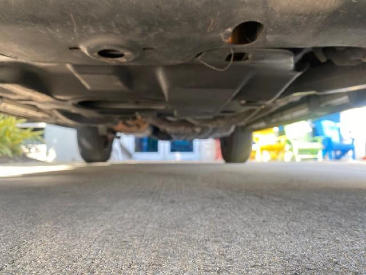 2007 Galactic Gray Mica /Dark Charcoal Toyota 4Runner SR5 Sport LIMITED LEATHER (JTEZU14R278) with an 4.0L DOHC SMPI 24-Valve VVT-i V6 Engine engine, Automatic transmission, located at 4701 North Dixie Hwy, Pompano Beach, FL, 33064, (954) 422-2889, 26.240938, -80.123474 - OUR WEBPAGE FLORIDACARS1.COM HAS OVER 100 PHOTOS AND FREE CARFAX LINK 2007 TOYOTA 4RUNNER SR5 SPORT LIMITED LEATHER LOADED REAR WHEEL DRIVE WITH TOW PACKAGE VIN: JTEZU14R278075056 J T E Z U 1 4 R 2 7 8 0 7 5 0 5 6 4 DOOR WAGON/SPORT UTILITY 4.0L V6 F DOHC 24V GASOLINE 22 MPG REAR WHEEL DRIVE Feature- Photo#21