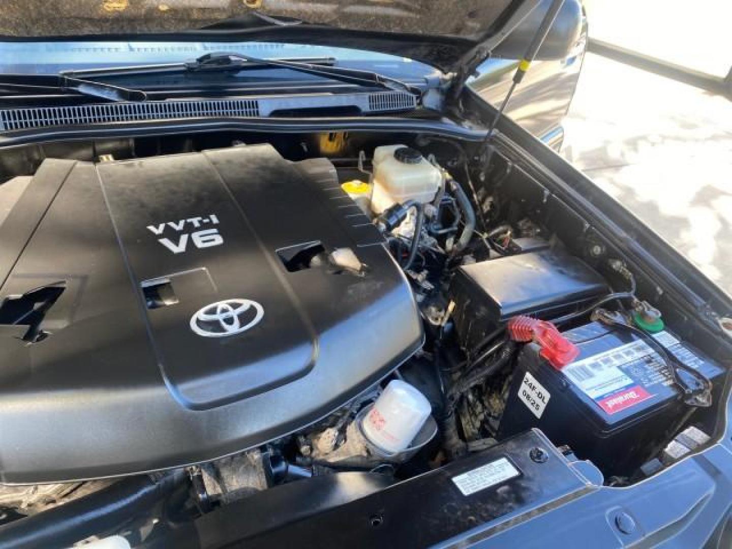2007 Galactic Gray Mica /Dark Charcoal Toyota 4Runner SR5 Sport LIMITED LEATHER (JTEZU14R278) with an 4.0L DOHC SMPI 24-Valve VVT-i V6 Engine engine, Automatic transmission, located at 4701 North Dixie Hwy, Pompano Beach, FL, 33064, (954) 422-2889, 26.240938, -80.123474 - OUR WEBPAGE FLORIDACARS1.COM HAS OVER 100 PHOTOS AND FREE CARFAX LINK 2007 TOYOTA 4RUNNER SR5 SPORT LIMITED LEATHER LOADED REAR WHEEL DRIVE WITH TOW PACKAGE VIN: JTEZU14R278075056 J T E Z U 1 4 R 2 7 8 0 7 5 0 5 6 4 DOOR WAGON/SPORT UTILITY 4.0L V6 F DOHC 24V GASOLINE 22 MPG REAR WHEEL DRIVE Feature- Photo#25
