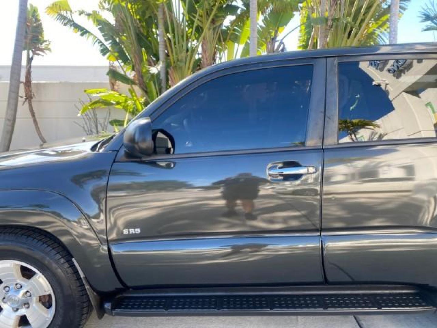 2007 Galactic Gray Mica /Dark Charcoal Toyota 4Runner SR5 Sport LIMITED LEATHER (JTEZU14R278) with an 4.0L DOHC SMPI 24-Valve VVT-i V6 Engine engine, Automatic transmission, located at 4701 North Dixie Hwy, Pompano Beach, FL, 33064, (954) 422-2889, 26.240938, -80.123474 - OUR WEBPAGE FLORIDACARS1.COM HAS OVER 100 PHOTOS AND FREE CARFAX LINK 2007 TOYOTA 4RUNNER SR5 SPORT LIMITED LEATHER LOADED REAR WHEEL DRIVE WITH TOW PACKAGE VIN: JTEZU14R278075056 J T E Z U 1 4 R 2 7 8 0 7 5 0 5 6 4 DOOR WAGON/SPORT UTILITY 4.0L V6 F DOHC 24V GASOLINE 22 MPG REAR WHEEL DRIVE Feature- Photo#36