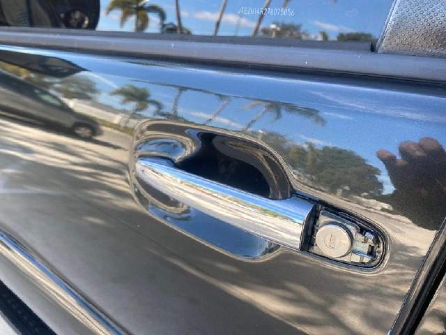 2007 Galactic Gray Mica /Dark Charcoal Toyota 4Runner SR5 Sport LIMITED LEATHER (JTEZU14R278) with an 4.0L DOHC SMPI 24-Valve VVT-i V6 Engine engine, Automatic transmission, located at 4701 North Dixie Hwy, Pompano Beach, FL, 33064, (954) 422-2889, 26.240938, -80.123474 - OUR WEBPAGE FLORIDACARS1.COM HAS OVER 100 PHOTOS AND FREE CARFAX LINK 2007 TOYOTA 4RUNNER SR5 SPORT LIMITED LEATHER LOADED REAR WHEEL DRIVE WITH TOW PACKAGE VIN: JTEZU14R278075056 J T E Z U 1 4 R 2 7 8 0 7 5 0 5 6 4 DOOR WAGON/SPORT UTILITY 4.0L V6 F DOHC 24V GASOLINE 22 MPG REAR WHEEL DRIVE Feature- Photo#37