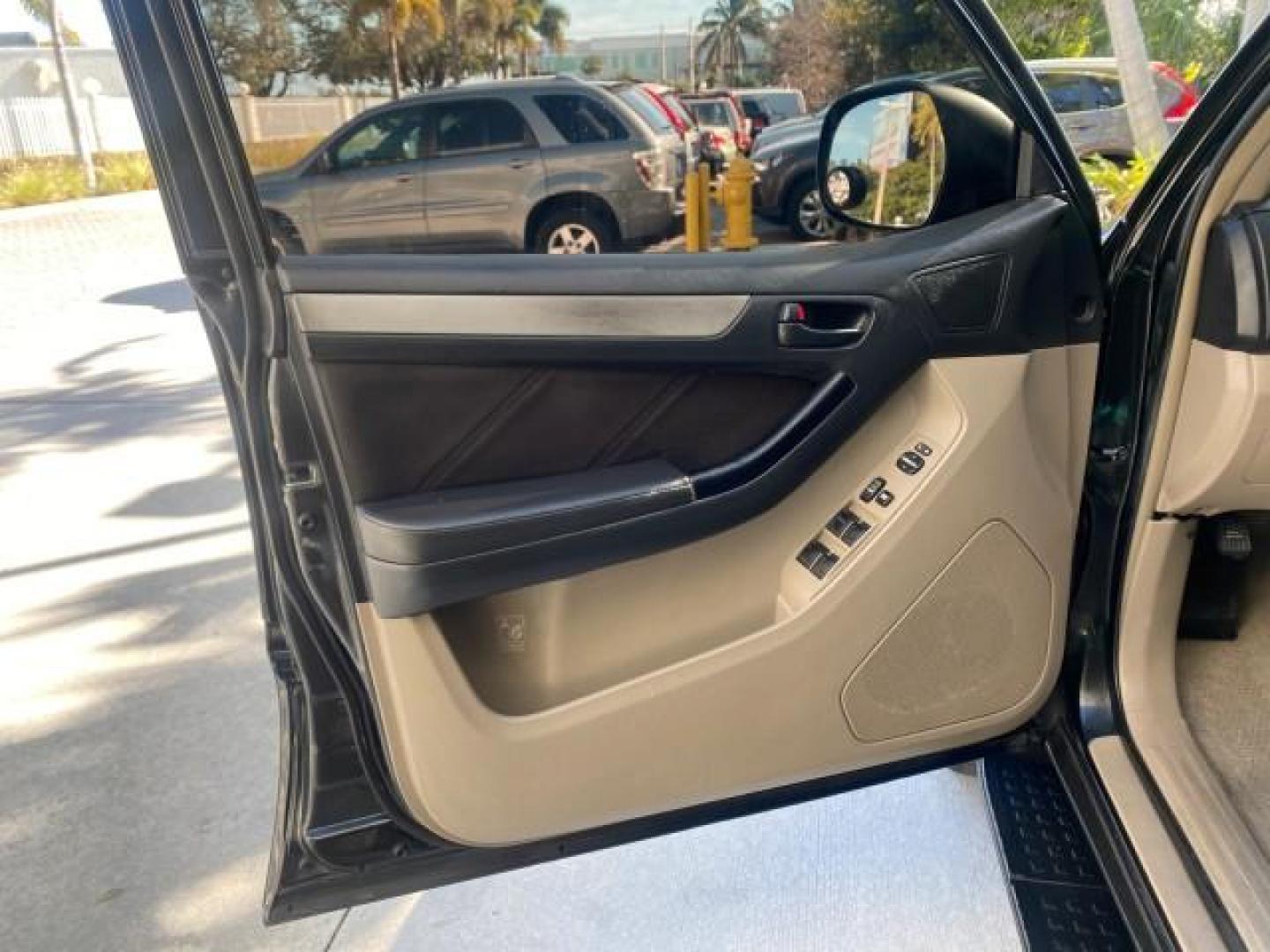 2007 Galactic Gray Mica /Dark Charcoal Toyota 4Runner SR5 Sport LIMITED LEATHER (JTEZU14R278) with an 4.0L DOHC SMPI 24-Valve VVT-i V6 Engine engine, Automatic transmission, located at 4701 North Dixie Hwy, Pompano Beach, FL, 33064, (954) 422-2889, 26.240938, -80.123474 - OUR WEBPAGE FLORIDACARS1.COM HAS OVER 100 PHOTOS AND FREE CARFAX LINK 2007 TOYOTA 4RUNNER SR5 SPORT LIMITED LEATHER LOADED REAR WHEEL DRIVE WITH TOW PACKAGE VIN: JTEZU14R278075056 J T E Z U 1 4 R 2 7 8 0 7 5 0 5 6 4 DOOR WAGON/SPORT UTILITY 4.0L V6 F DOHC 24V GASOLINE 22 MPG REAR WHEEL DRIVE Feature- Photo#41