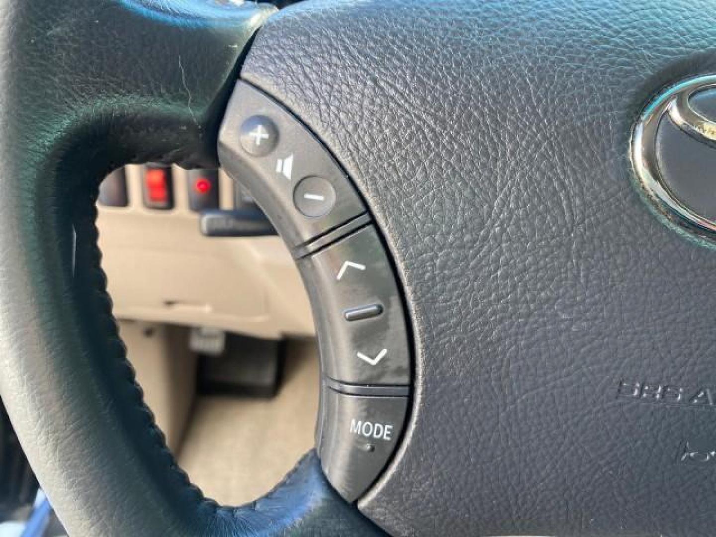 2007 Galactic Gray Mica /Dark Charcoal Toyota 4Runner SR5 Sport LIMITED LEATHER (JTEZU14R278) with an 4.0L DOHC SMPI 24-Valve VVT-i V6 Engine engine, Automatic transmission, located at 4701 North Dixie Hwy, Pompano Beach, FL, 33064, (954) 422-2889, 26.240938, -80.123474 - OUR WEBPAGE FLORIDACARS1.COM HAS OVER 100 PHOTOS AND FREE CARFAX LINK 2007 TOYOTA 4RUNNER SR5 SPORT LIMITED LEATHER LOADED REAR WHEEL DRIVE WITH TOW PACKAGE VIN: JTEZU14R278075056 J T E Z U 1 4 R 2 7 8 0 7 5 0 5 6 4 DOOR WAGON/SPORT UTILITY 4.0L V6 F DOHC 24V GASOLINE 22 MPG REAR WHEEL DRIVE Feature- Photo#47