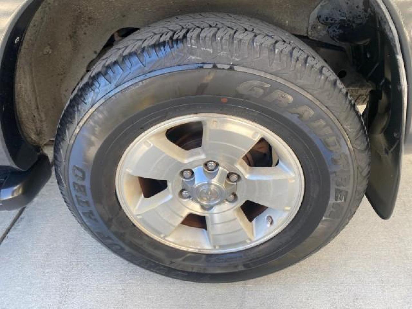2007 Galactic Gray Mica /Dark Charcoal Toyota 4Runner SR5 Sport LIMITED LEATHER (JTEZU14R278) with an 4.0L DOHC SMPI 24-Valve VVT-i V6 Engine engine, Automatic transmission, located at 4701 North Dixie Hwy, Pompano Beach, FL, 33064, (954) 422-2889, 26.240938, -80.123474 - OUR WEBPAGE FLORIDACARS1.COM HAS OVER 100 PHOTOS AND FREE CARFAX LINK 2007 TOYOTA 4RUNNER SR5 SPORT LIMITED LEATHER LOADED REAR WHEEL DRIVE WITH TOW PACKAGE VIN: JTEZU14R278075056 J T E Z U 1 4 R 2 7 8 0 7 5 0 5 6 4 DOOR WAGON/SPORT UTILITY 4.0L V6 F DOHC 24V GASOLINE 22 MPG REAR WHEEL DRIVE Feature- Photo#80