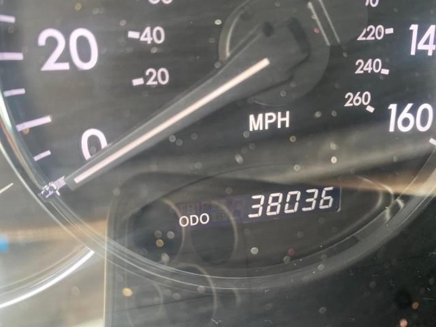 2009 Classic Silver Metallic /Graphite Toyota Avalon XLS LOW MILES 38,036 1 OWNER (4T1BK36B09U) with an 3.5L DOHC EFI 24-Valve V6 Engine engine, Automatic transmission, located at 4701 North Dixie Hwy, Pompano Beach, FL, 33064, (954) 422-2889, 26.240938, -80.123474 - OUR WEBPAGE FLORIDACARS1.COM HAS OVER 100 PHOTOS AND FREE CARFAX LINK 2009 TOYOTA AVALON XLS 1 OWNER FLORIDA SUNROOF LEATHER LIKE NEW VIN: 4T1BK36B09U347729 4 T 1 B K 3 6 B 0 9 U 3 4 7 7 2 9 SEDAN 4 DR 3.5L V6 F DOHC 24V GASOLINE 28 MPG FRONT WHEEL DRIVE Features ABS Brakes Air Conditioning Alloy Wh - Photo#18