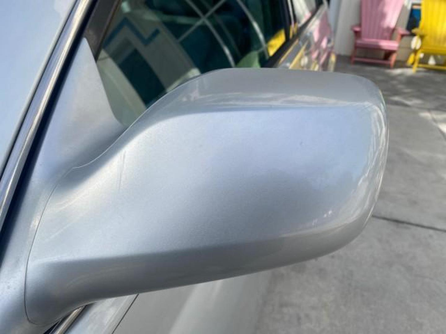 2009 Classic Silver Metallic /Graphite Toyota Avalon XLS LOW MILES 38,036 1 OWNER (4T1BK36B09U) with an 3.5L DOHC EFI 24-Valve V6 Engine engine, Automatic transmission, located at 4701 North Dixie Hwy, Pompano Beach, FL, 33064, (954) 422-2889, 26.240938, -80.123474 - OUR WEBPAGE FLORIDACARS1.COM HAS OVER 100 PHOTOS AND FREE CARFAX LINK 2009 TOYOTA AVALON XLS 1 OWNER FLORIDA SUNROOF LEATHER LIKE NEW VIN: 4T1BK36B09U347729 4 T 1 B K 3 6 B 0 9 U 3 4 7 7 2 9 SEDAN 4 DR 3.5L V6 F DOHC 24V GASOLINE 28 MPG FRONT WHEEL DRIVE Features ABS Brakes Air Conditioning Alloy Wh - Photo#40