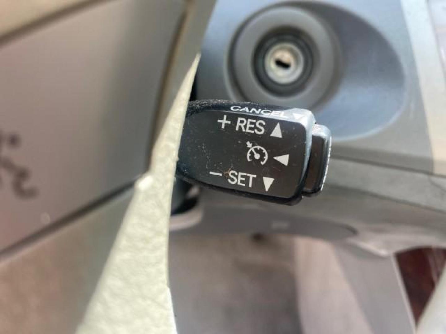 2009 Classic Silver Metallic /Graphite Toyota Avalon XLS LOW MILES 38,036 1 OWNER (4T1BK36B09U) with an 3.5L DOHC EFI 24-Valve V6 Engine engine, Automatic transmission, located at 4701 North Dixie Hwy, Pompano Beach, FL, 33064, (954) 422-2889, 26.240938, -80.123474 - OUR WEBPAGE FLORIDACARS1.COM HAS OVER 100 PHOTOS AND FREE CARFAX LINK 2009 TOYOTA AVALON XLS 1 OWNER FLORIDA SUNROOF LEATHER LIKE NEW VIN: 4T1BK36B09U347729 4 T 1 B K 3 6 B 0 9 U 3 4 7 7 2 9 SEDAN 4 DR 3.5L V6 F DOHC 24V GASOLINE 28 MPG FRONT WHEEL DRIVE Features ABS Brakes Air Conditioning Alloy Wh - Photo#53
