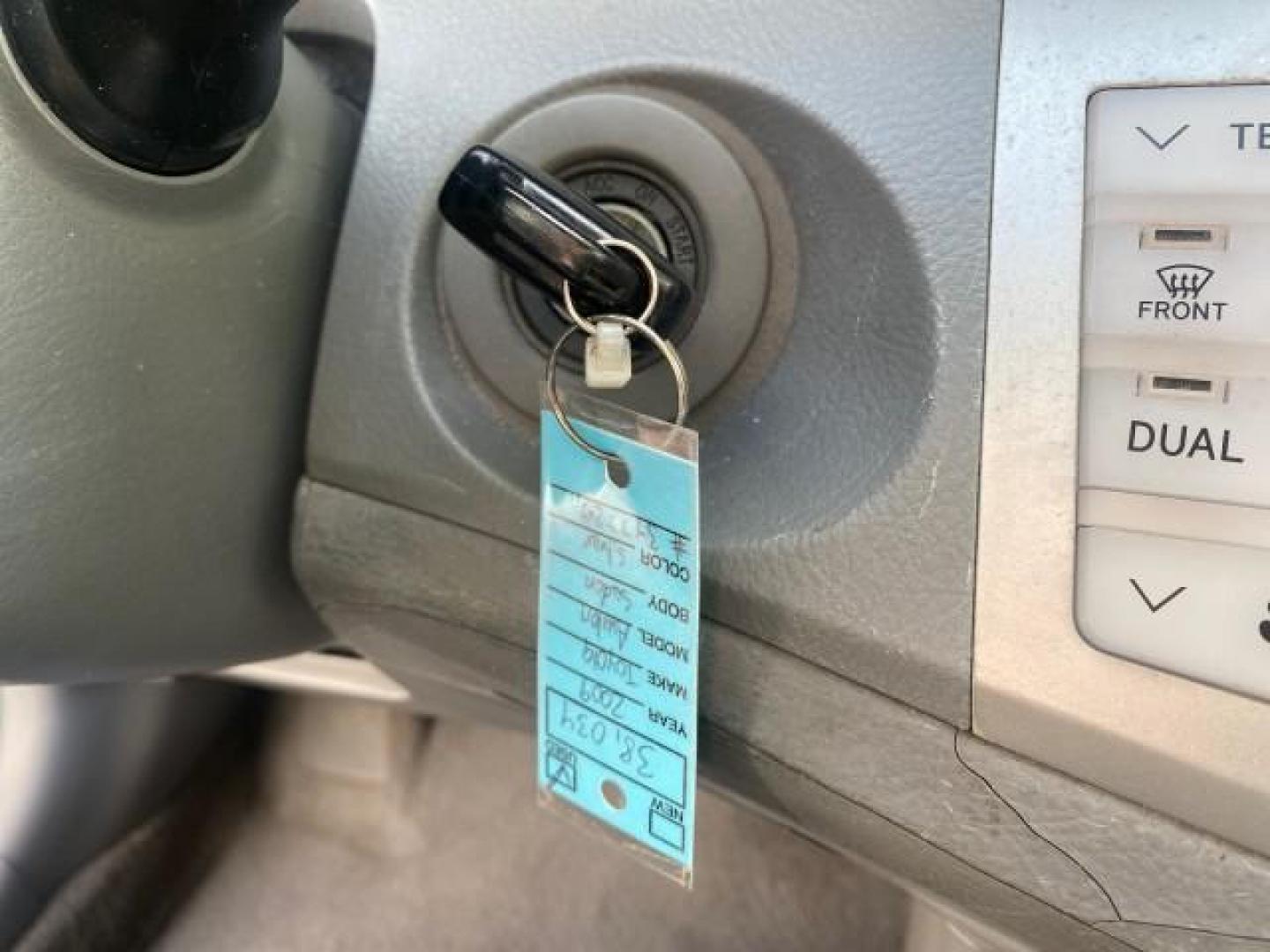2009 Classic Silver Metallic /Graphite Toyota Avalon XLS LOW MILES 38,036 1 OWNER (4T1BK36B09U) with an 3.5L DOHC EFI 24-Valve V6 Engine engine, Automatic transmission, located at 4701 North Dixie Hwy, Pompano Beach, FL, 33064, (954) 422-2889, 26.240938, -80.123474 - OUR WEBPAGE FLORIDACARS1.COM HAS OVER 100 PHOTOS AND FREE CARFAX LINK 2009 TOYOTA AVALON XLS 1 OWNER FLORIDA SUNROOF LEATHER LIKE NEW VIN: 4T1BK36B09U347729 4 T 1 B K 3 6 B 0 9 U 3 4 7 7 2 9 SEDAN 4 DR 3.5L V6 F DOHC 24V GASOLINE 28 MPG FRONT WHEEL DRIVE Features ABS Brakes Air Conditioning Alloy Wh - Photo#58