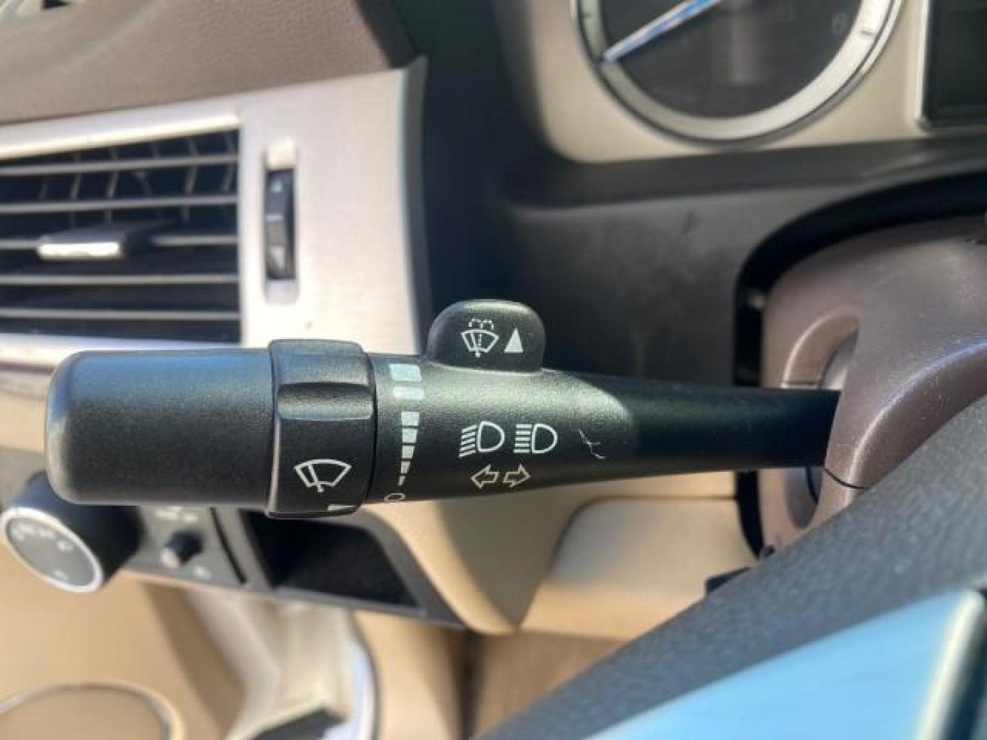 2011 White Diamond Tricoat /Cashmere/Cocoa Cadillac Escalade EXT PU AWD PEARL 1 OWNER (3GYT4LEF3BG) with an 6.2L Vortec 1000 VVT V8 SFI Active Fuel Management Engine engine, Automatic transmission, located at 4701 North Dixie Hwy, Pompano Beach, FL, 33064, (954) 422-2889, 26.240938, -80.123474 - OUR WEBPAGE FLORIDACARS1.COM HAS OVER 100 PHOTOS AND FREE CARFAX LINK 2011 CADILLAC ESCALADE EXT 1 OWNER AWD PEARL WHITE VIN: 3GYT4LEF3BG312063 3 G Y T 4 L E F 3 B G 3 1 2 0 6 3 SPORT PICKUP 6.2L V8 F OHV 16V FLEX FUEL 18 MPG ALL WHEEL DRIVE Features 20 Inch Plus Wheels A/C Seat(s) ABS Brakes Air Co - Photo#49