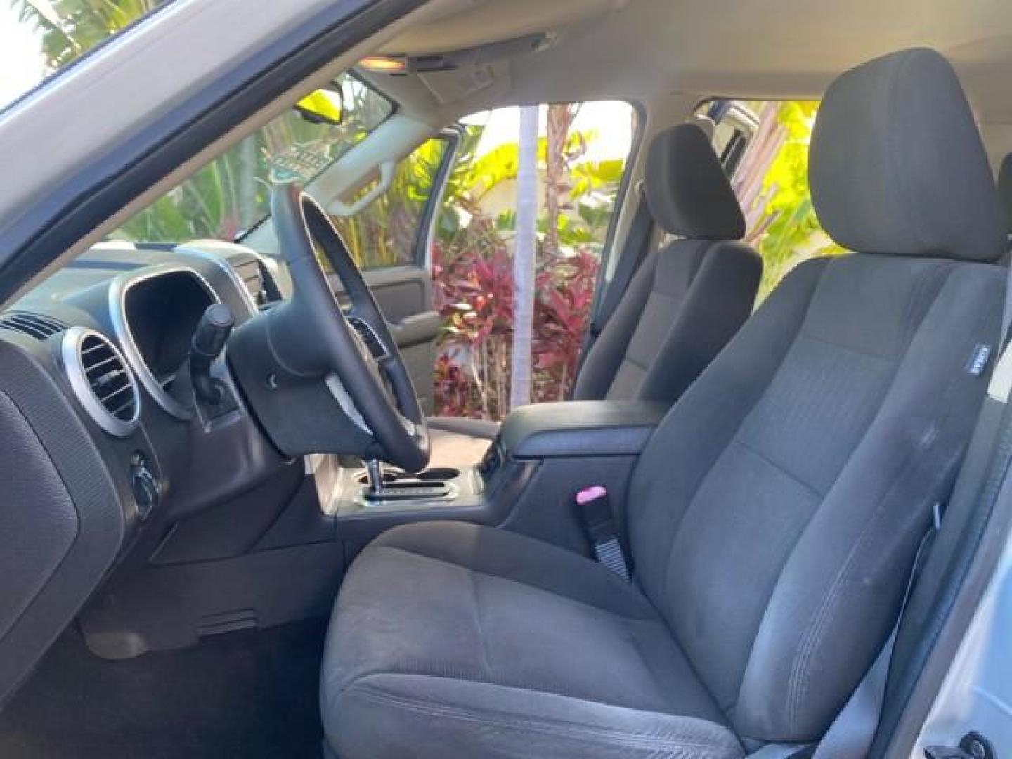 2010 Brilliant Silver Metallic /Charcoal Black Mercury Mountaineer 1 OWNER LOW MILES 78,753 (4M2EN3HE6AU) with an 4.0L SOHC 12-Valve V6 Engine engine, Automatic transmission, located at 4701 North Dixie Hwy, Pompano Beach, FL, 33064, (954) 422-2889, 26.240938, -80.123474 - OUR WEBPAGE FLORIDACARS1.COM HAS OVER 100 PHOTOS AND FREE CARFAX LINK 2010 MERCURY MOUNTAINEER 1 OWNER FLORIDA VIN: 4M2EN3HE6AUJ00892 4 M 2 E N 3 H E 6 A U J 0 0 8 9 2 4 DOOR WAGON/SPORT UTILITY 4.0L V6 F SOHC 12V GASOLINE 20 MPG FRONT WHEEL DRIVE Features ABS Brakes Air Conditioning Alloy Wheels AM - Photo#10