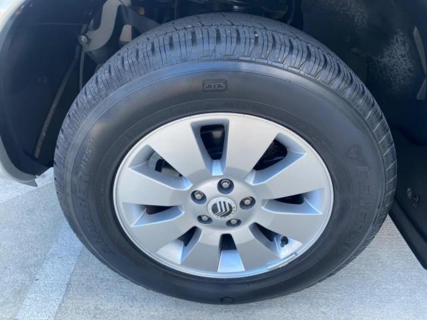 2010 Brilliant Silver Metallic /Charcoal Black Mercury Mountaineer 1 OWNER LOW MILES 78,753 (4M2EN3HE6AU) with an 4.0L SOHC 12-Valve V6 Engine engine, Automatic transmission, located at 4701 North Dixie Hwy, Pompano Beach, FL, 33064, (954) 422-2889, 26.240938, -80.123474 - OUR WEBPAGE FLORIDACARS1.COM HAS OVER 100 PHOTOS AND FREE CARFAX LINK 2010 MERCURY MOUNTAINEER 1 OWNER FLORIDA VIN: 4M2EN3HE6AUJ00892 4 M 2 E N 3 H E 6 A U J 0 0 8 9 2 4 DOOR WAGON/SPORT UTILITY 4.0L V6 F SOHC 12V GASOLINE 20 MPG FRONT WHEEL DRIVE Features ABS Brakes Air Conditioning Alloy Wheels AM - Photo#19