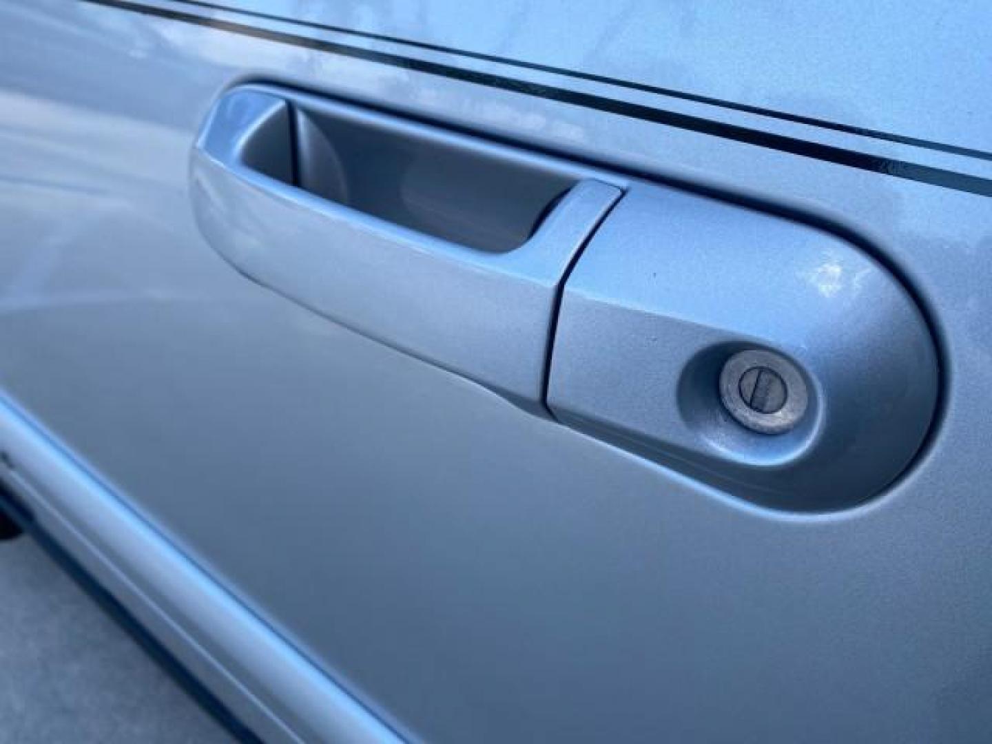 2010 Brilliant Silver Metallic /Charcoal Black Mercury Mountaineer 1 OWNER LOW MILES 78,753 (4M2EN3HE6AU) with an 4.0L SOHC 12-Valve V6 Engine engine, Automatic transmission, located at 4701 North Dixie Hwy, Pompano Beach, FL, 33064, (954) 422-2889, 26.240938, -80.123474 - OUR WEBPAGE FLORIDACARS1.COM HAS OVER 100 PHOTOS AND FREE CARFAX LINK 2010 MERCURY MOUNTAINEER 1 OWNER FLORIDA VIN: 4M2EN3HE6AUJ00892 4 M 2 E N 3 H E 6 A U J 0 0 8 9 2 4 DOOR WAGON/SPORT UTILITY 4.0L V6 F SOHC 12V GASOLINE 20 MPG FRONT WHEEL DRIVE Features ABS Brakes Air Conditioning Alloy Wheels AM - Photo#38