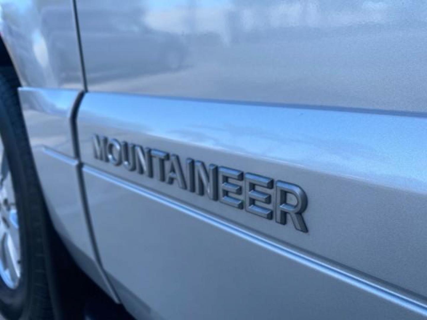 2010 Brilliant Silver Metallic /Charcoal Black Mercury Mountaineer 1 OWNER LOW MILES 78,753 (4M2EN3HE6AU) with an 4.0L SOHC 12-Valve V6 Engine engine, Automatic transmission, located at 4701 North Dixie Hwy, Pompano Beach, FL, 33064, (954) 422-2889, 26.240938, -80.123474 - OUR WEBPAGE FLORIDACARS1.COM HAS OVER 100 PHOTOS AND FREE CARFAX LINK 2010 MERCURY MOUNTAINEER 1 OWNER FLORIDA VIN: 4M2EN3HE6AUJ00892 4 M 2 E N 3 H E 6 A U J 0 0 8 9 2 4 DOOR WAGON/SPORT UTILITY 4.0L V6 F SOHC 12V GASOLINE 20 MPG FRONT WHEEL DRIVE Features ABS Brakes Air Conditioning Alloy Wheels AM - Photo#40